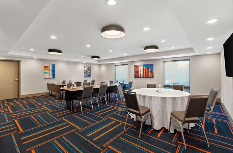 Hampton Inn & Suites by Hilton Fort Belvoir Alexandria South photo 5