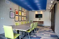 Holiday Inn Express & Suites Oswego Hotels in Oswego