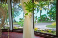 The St. Regis Bora Bora Resort - con vista montagne