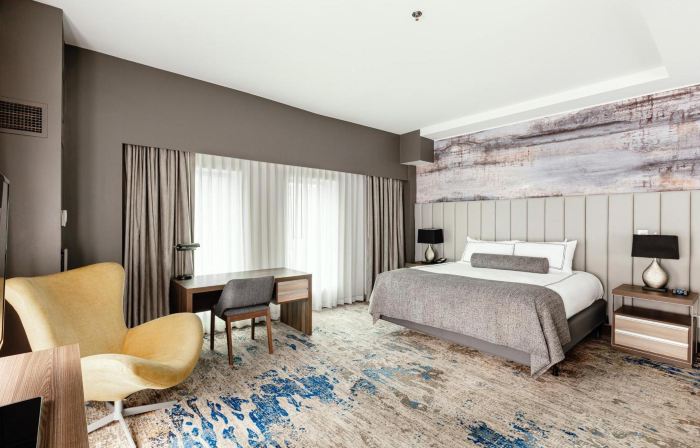 Atheneum Suite Hotel