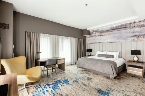 Atheneum Suite Hotel