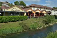 Hôtel Aster Restaurant Aux Arcades Các khách sạn ở Briey