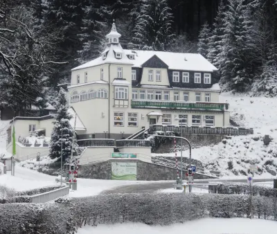 Flair Hotel Waldfrieden Hotels in Neustadt am Rennsteig