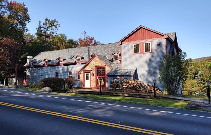 Doveberry Inn