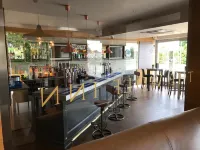 狼堡帝國旅館 - 酒吧