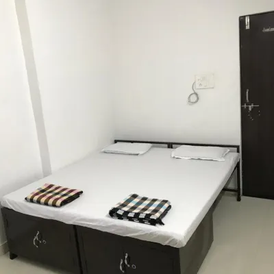 Prestige Guest House & Hostel Hotels near Krishna Public School Ground