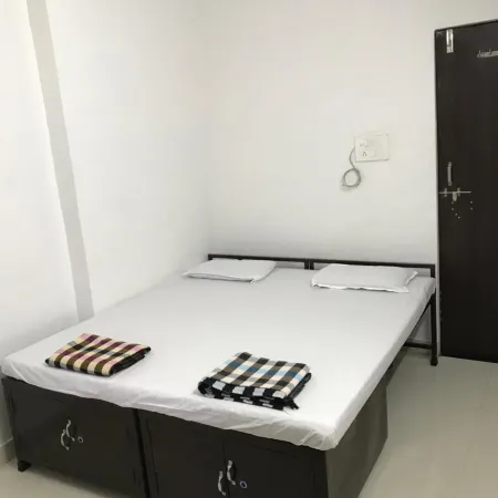 Prestige Guest House & Hostel