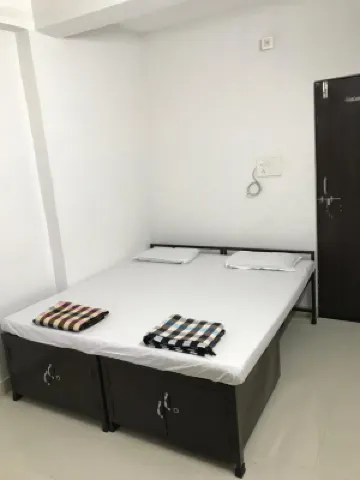 Prestige Guest House & Hostel