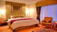 Park Lane Hotel
