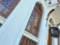 Hotel Inti Quito Hotels near El Ejido Park