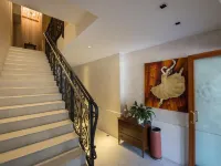 Hotel Vivit Các khách sạn gần Quảng trường Ferretto