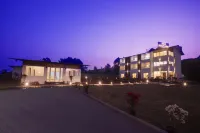 Hotel Amora Premium Hotels in Bhilar