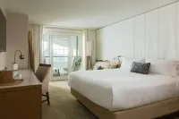 Newport Marriott Hotel & Spa - Parking