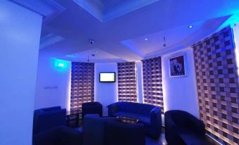 4th Apartments Hotel