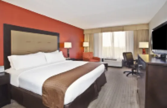 โรงแรม ฮอลิเดย์ อินน์ แบตันรูจ-เซาท์ บาย IHG