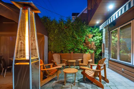 Clarion Pointe la Malbaie Отели в г. Шарлевуа-Эст