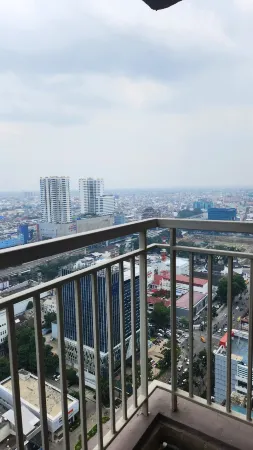 Apartemen Podomoro Deli Medan - Lexington Tower D Отели рядом с достопримечательностью «Tjong A Fie Mansion»