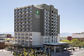 Holiday Inn Express & Suites New Castle by IHG
