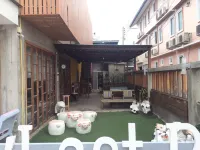 드 호스텔  호텔