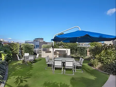 Blue C Coolangatta Отели рядом с достопримечательностью «Пойнт Дангер»