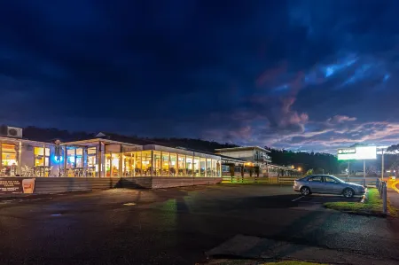 Beachfront Bicheno Отели рядом с достопримечательностью «Waubs Beach»