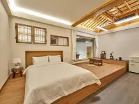 Gyeongju Madang Hanok Hotels in Gyeongju
