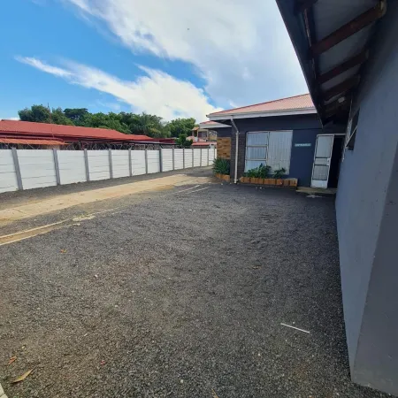 HostHub Guest House