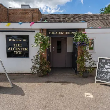 Alcester Inn