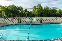 Townsend River Breeze Inn - balcony