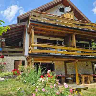 B&B Plitvica Lodge Hotel Exterior