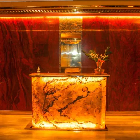 Hotel Razmoni Isha Kha International