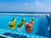 Triton Prestige Seaview and Spa - Pools
