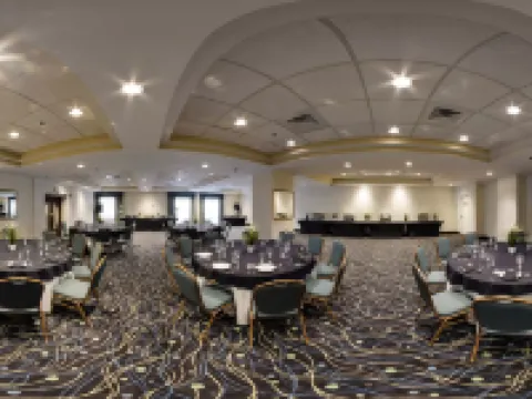 ฮอลิเดย์ อินน์ เอ็กซ์เพรส อเบอร์ดีน บาย IHG โรงแรมในอะเบอร์ดีน