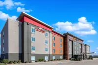 La Quinta Inn & Suites by Wyndham Ardmore Hotels near A.S.A.P. (Ardmore Ship and Print)