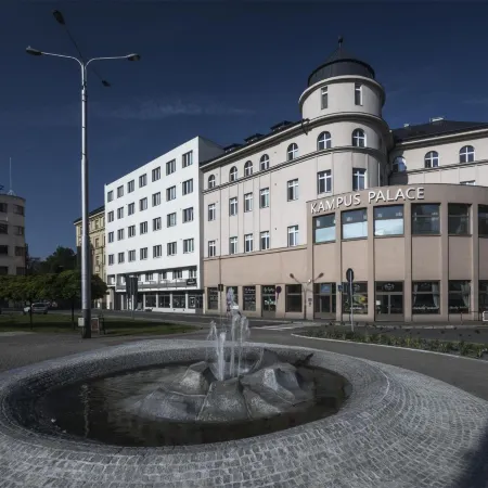 Kampus Palace Отели в г. Острава