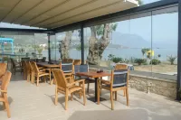 Nautilus Bay Hotel - breakfast