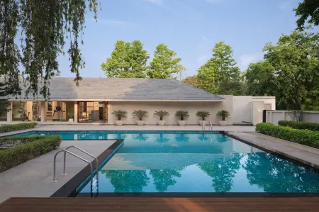 Am Hotel Kollection, Meerut Отели рядом с достопримечательностью «Duplex gamga sagar»