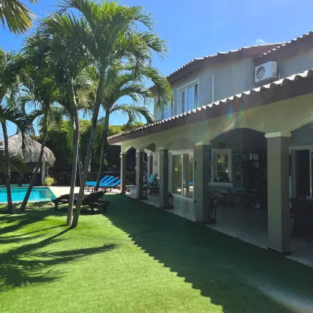 Hibiscus Beach House