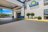 Days Inn by Wyndham Salem Hotels in Salem