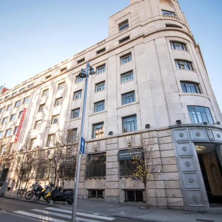 Petit Palace President Castellana Отели рядом с достопримечательностью «Улица Серрано»