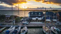 Meerblick Lemkenhafen - bar