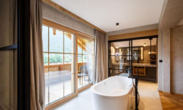Nova Moments Boutique Hotel