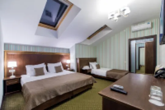 タタルスカヤ ウサドバ のホテル