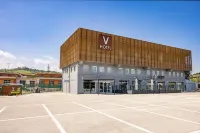 V Hotel Hotels near Stazione Ancona
