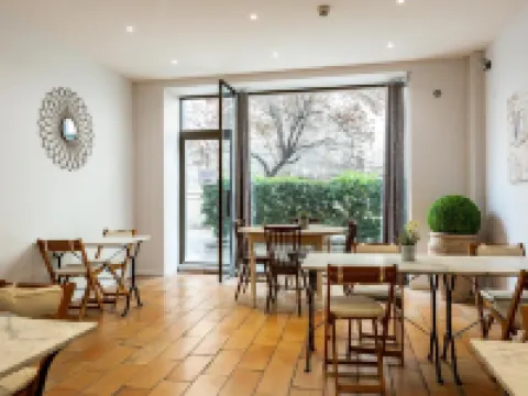 Hôtel Central Hotels in Avignon