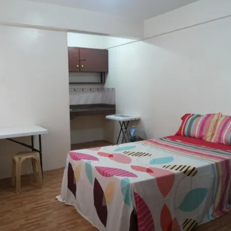 Budget Studio Unit in Makati Отели рядом со станцией Станция ПНР Пасай-Роуд