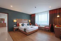 트리뷰트 로얄 트리푸니투라 호텔