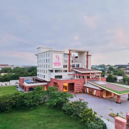 Regenta Central Shivani, Solapur