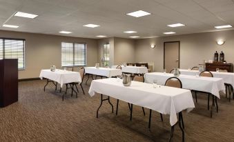 Country Inn & Suites by Radisson, Indianapolis Airport South, IN