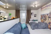 Cosmos (Cosmos) on Revolution Street